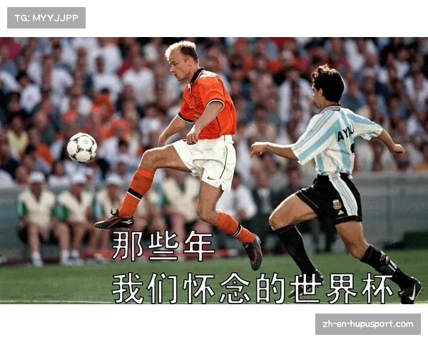 98年世界杯开幕式的模特表演重现了时尚与体育的完美结合 98年世界杯开幕式的模特表演重现了时尚与体育的完美结合